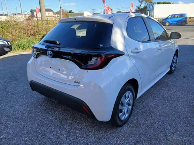 ヤリス ハイブリッドX ETC バックカメラ ナビ オートクルーズコントロール レーンアシスト 衝突被害軽減システム オートマチックハイビーム オートライト キーレスエントリー アイドリングストップ 電動格納ミラー(14枚目)