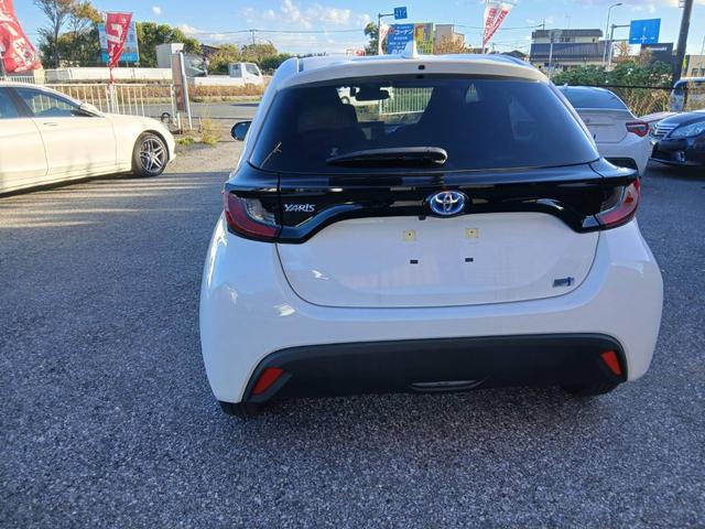 ヤリス ハイブリッドX ETC バックカメラ ナビ オートクルーズコントロール レーンアシスト 衝突被害軽減システム オートマチックハイビーム オートライト キーレスエントリー アイドリングストップ 電動格納ミラー(15枚目)