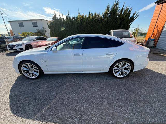 A7スポーツバック 2.0TFSIクワトロ 4WD ドライブレコーダー クリアランスソナー オートクルーズコントロール バックカメラ アルミホイール AT シートヒーター アイドリングストップ 盗難防止システム パワーシート CD ABS(12枚目)