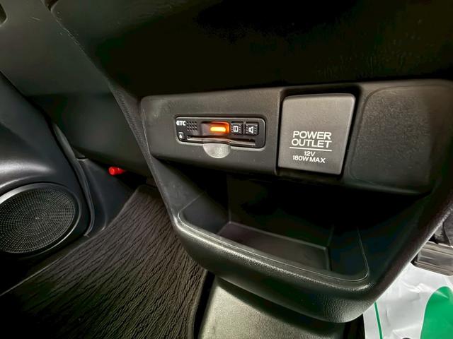 Ｎ－ＢＯＸカスタム Ｇ・Ｌパッケージ　１年保証　後期型　ゴールドエンブレム　横滑り防止機能　ＥＴＣ（68枚目）