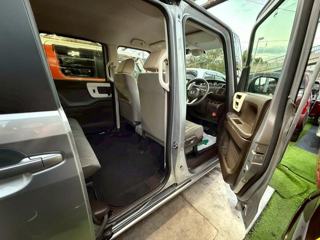 N-BOX G 1年保障 YouTube動画あり レーダーブレーキサポート 衝突被害軽減ブレーキ HID クルコン バックカメラ Bluetooth ETC テレビ ナビ(34枚目)