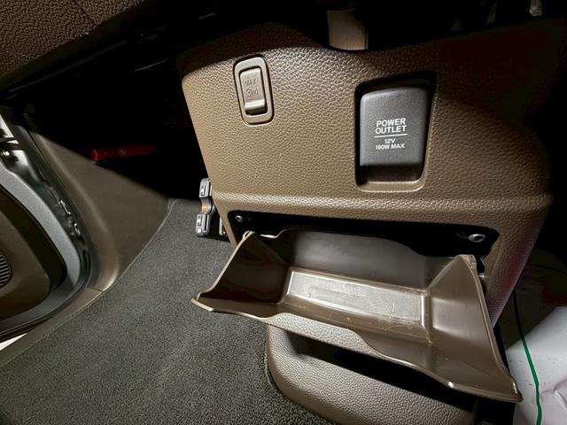 N-BOX G 1年保障 YouTube動画あり レーダーブレーキサポート 衝突被害軽減ブレーキ HID クルコン バックカメラ Bluetooth ETC テレビ ナビ(63枚目)