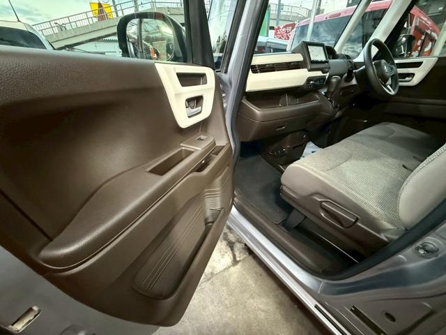 N-BOX G 1年保障 YouTube動画あり レーダーブレーキサポート 衝突被害軽減ブレーキ HID クルコン バックカメラ Bluetooth ETC テレビ ナビ(73枚目)