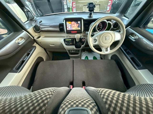 Ｎ－ＢＯＸ Ｇ　ＳＳパッケージ　１年保証　パワスラ　横滑り防止機能　バックカメラ　Ｂｌｕｅｔｏｏｔｈ　新品タイヤ４本　テレビ　ナビ　ＥＴＣ　ロールサンシェード　後期型　１４インチアルミホイール（31枚目）