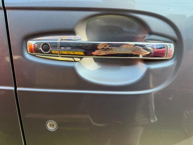 Ｎ－ＢＯＸカスタム Ｇ・Ｌパッケージ　１年保証　パワスラ　１４インチアルミホイール　ＥＴＣ　テレビ　ナビ　Ｂｌｕｅｔｏｏｔｈ　ＨＩＤヘッドライト（45枚目）