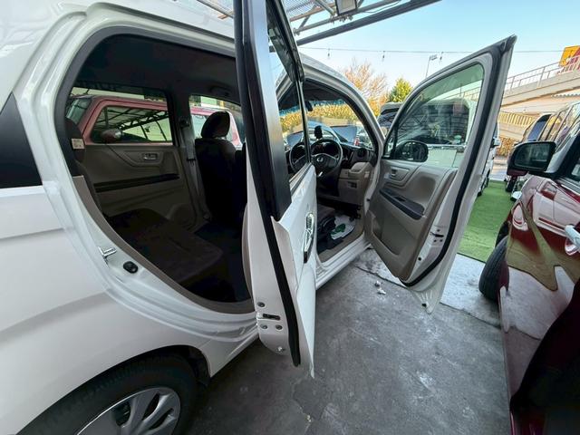 N-WGN G SSパッケージ 1年保証 後期型 新品タイヤ4本レーダーブレーキサポート バックカメラ ナビ ETC Bluetooth ステアリングスイッチ(18枚目)