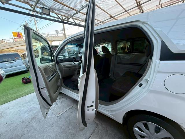 N-WGN G SSパッケージ 1年保証 後期型 新品タイヤ4本レーダーブレーキサポート バックカメラ ナビ ETC Bluetooth ステアリングスイッチ(19枚目)