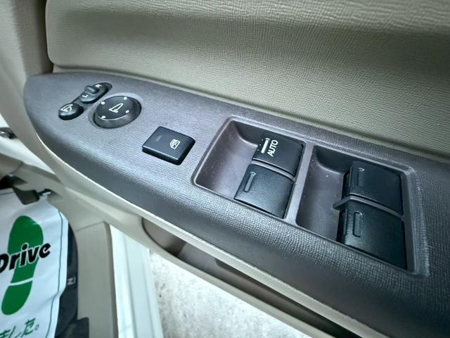 N-WGN G SSパッケージ 1年保証 後期型 新品タイヤ4本レーダーブレーキサポート バックカメラ ナビ ETC Bluetooth ステアリングスイッチ(44枚目)