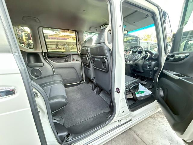 N-BOXカスタム G・ターボLパッケージ 1年保証 ターボ 両側パワスラ 15インチアルミホイール 横滑り防止機能 クルーズコントロール テレビ ナビ ETC Bluetooth ロールサンシェード バックカメラ LED(34枚目)