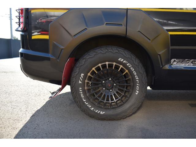 デリカＤ：５ Ｇ　パワーパッケージ　ワンオーナー２．２ＧパワーＰＫＧオーバーフェンダールーフキャリアサイドオーニングタープテント（10枚目）