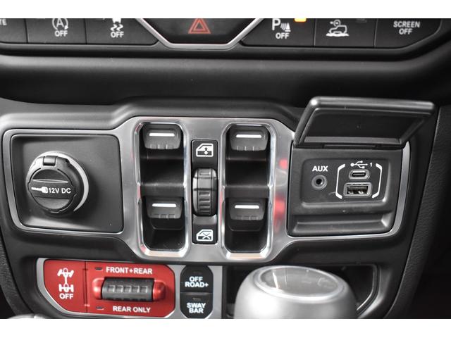 ジープ・グラディエーター ルビコン　ラフカントリーリフトアップ社外ホイール２０ＡＷ社外フロントバンパーノーマルパーツ純正ホイール有（27枚目）