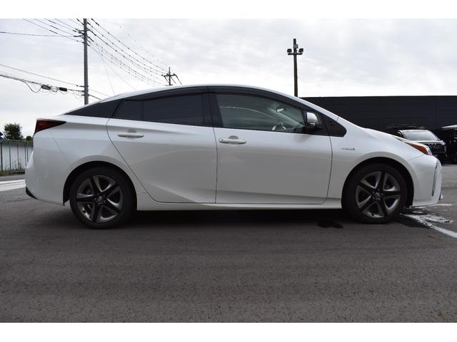 プリウス Sツーリングセレクション 弊社下取り車両プリウスSツーリングセレクションパールホワイトナビ・TV走行中見れます(6枚目)