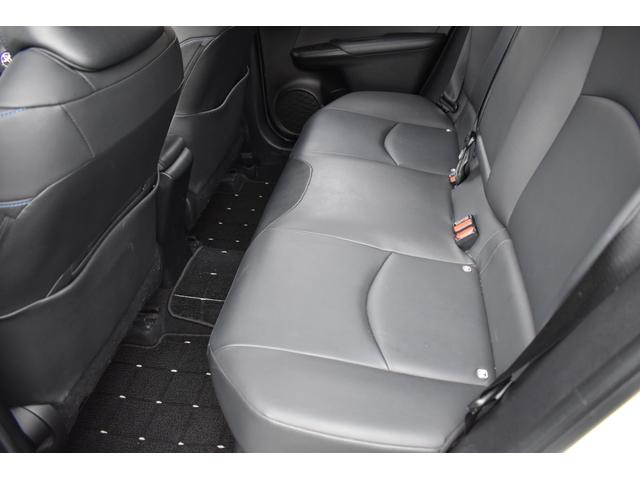 プリウス Sツーリングセレクション 弊社下取り車両プリウスSツーリングセレクションパールホワイトナビ・TV走行中見れます(30枚目)