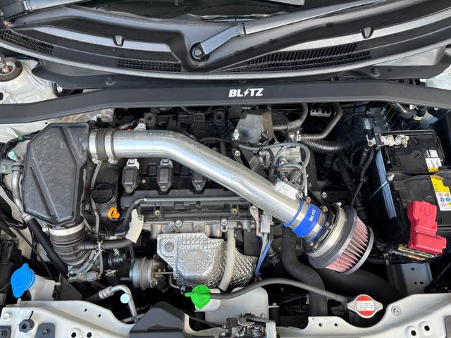 スイフトスポーツ ベースグレード 6MT HKSマフラー BLITZ車高調 BRIDEシート RMP17inAW BLITZエアクリ/タワーバー Panasonicナビ(DTV/Bluetooth) スマートキー ETC ワンオーナー(3枚目)