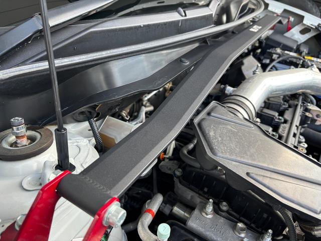 スイフトスポーツ ベースグレード 6MT HKSマフラー BLITZ車高調 BRIDEシート RMP17inAW BLITZエアクリ/タワーバー Panasonicナビ(DTV/Bluetooth) スマートキー ETC ワンオーナー(21枚目)