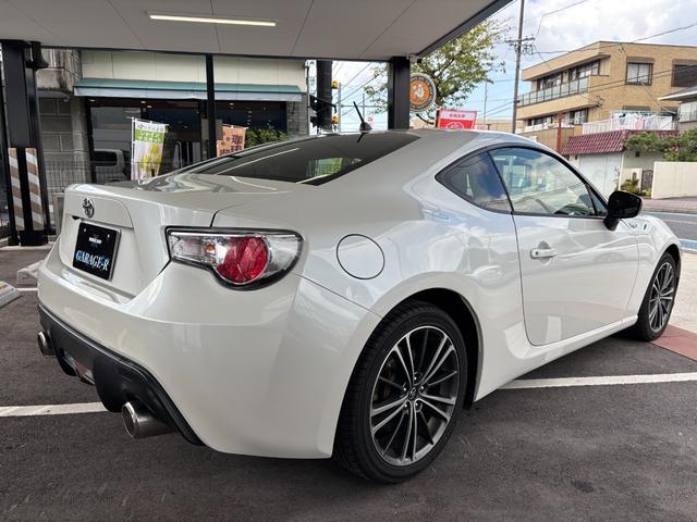 86 GT 6MT 純正ナビ(DTV/Bluetooth/バックカメラ) 純正17inAW 純正マフラー 純正サスペンション スマートキー フォグランプ 電格ミラー オートライト ETC(2枚目)