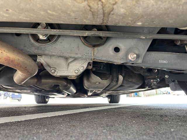 86 GT 6MT 純正ナビ(DTV/Bluetooth/バックカメラ) 純正17inAW 純正マフラー 純正サスペンション スマートキー フォグランプ 電格ミラー オートライト ETC(19枚目)