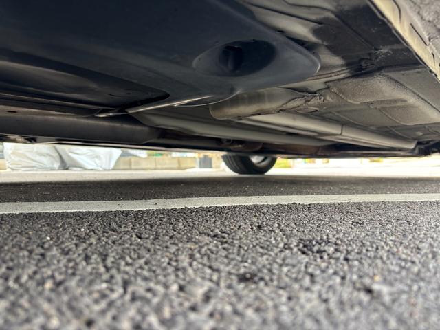 86 GT 6MT 純正ナビ(DTV/Bluetooth/バックカメラ) 純正17inAW 純正マフラー 純正サスペンション スマートキー フォグランプ 電格ミラー オートライト ETC(24枚目)