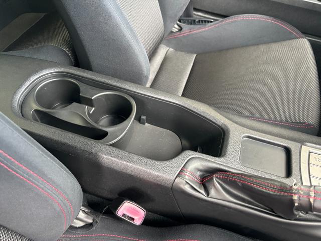 86 GT 6MT 純正ナビ(DTV/Bluetooth/バックカメラ) 純正17inAW 純正マフラー 純正サスペンション スマートキー フォグランプ 電格ミラー オートライト ETC(49枚目)