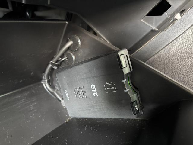 86 GT 6MT 純正ナビ(DTV/Bluetooth/バックカメラ) 純正17inAW 純正マフラー 純正サスペンション スマートキー フォグランプ 電格ミラー オートライト ETC(52枚目)