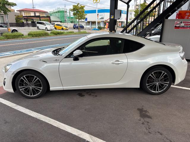 86 GT 6MT 純正ナビ(DTV/Bluetooth/バックカメラ) 純正17inAW 純正マフラー 純正サスペンション スマートキー フォグランプ 電格ミラー オートライト ETC(60枚目)