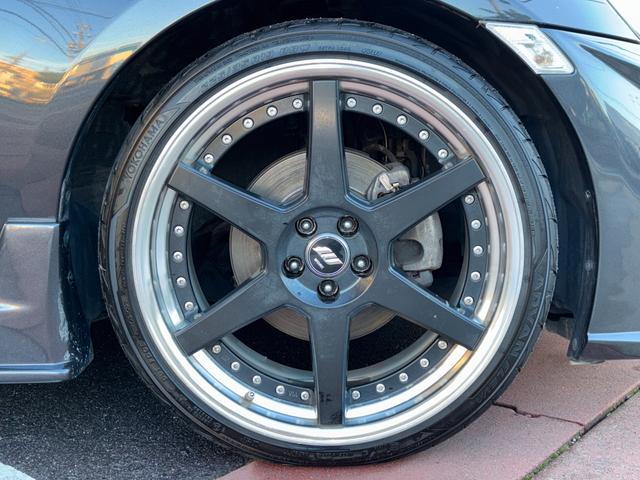 ８６ ＧＴリミテッド　ＴＯＭ’Ｓ　フロントバンパー社外サイドステップＴＲＵＳＴマフラー　ＷＯＲＫ　ＺＥＡＳＴ１９ｉｎＡＷＶａｌｅｎｔｉテール　ＢＬＩＴＺシフトノブ　純正ナビ（Ｂｌｕｅｔｏｏｔｈ／ＴＶ／バックカメラ）　ＥＴＣ（11枚目）