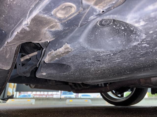 ８６ ＧＴリミテッド　ＴＯＭ’Ｓ　フロントバンパー社外サイドステップＴＲＵＳＴマフラー　ＷＯＲＫ　ＺＥＡＳＴ１９ｉｎＡＷＶａｌｅｎｔｉテール　ＢＬＩＴＺシフトノブ　純正ナビ（Ｂｌｕｅｔｏｏｔｈ／ＴＶ／バックカメラ）　ＥＴＣ（19枚目）