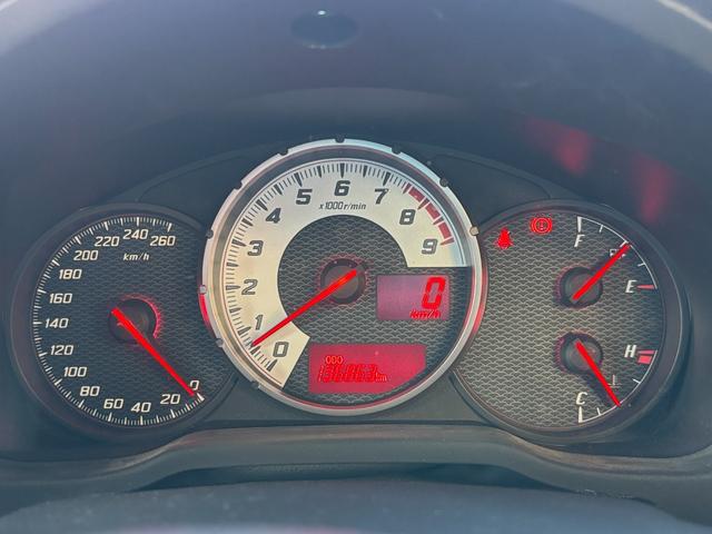 ８６ ＧＴリミテッド　ＴＯＭ’Ｓ　フロントバンパー社外サイドステップＴＲＵＳＴマフラー　ＷＯＲＫ　ＺＥＡＳＴ１９ｉｎＡＷＶａｌｅｎｔｉテール　ＢＬＩＴＺシフトノブ　純正ナビ（Ｂｌｕｅｔｏｏｔｈ／ＴＶ／バックカメラ）　ＥＴＣ（35枚目）