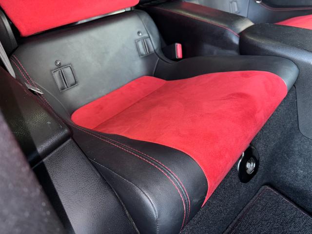 ８６ ＧＴリミテッド　ＴＯＭ’Ｓ　フロントバンパー社外サイドステップＴＲＵＳＴマフラー　ＷＯＲＫ　ＺＥＡＳＴ１９ｉｎＡＷＶａｌｅｎｔｉテール　ＢＬＩＴＺシフトノブ　純正ナビ（Ｂｌｕｅｔｏｏｔｈ／ＴＶ／バックカメラ）　ＥＴＣ（51枚目）