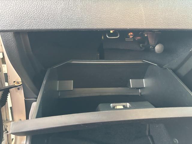 ＬＩＮＥでのお問い合わせも大歓迎！ガレージアール名古屋店公式ＬＩＮＥ　ＩＤ：＠３００ｃｔｃｗｇ