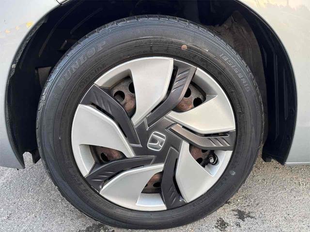 フィットハイブリッド Ｌパッケージ　ハイブリッド　ドライブレコーダー　ＥＴＣ　バックカメラ　ナビ　ＴＶ　オートクルーズコントロール　オートライト　ＬＥＤヘッドランプ　スマートキー　アイドリングストップ　電動格納ミラー　ＡＴ（33枚目）