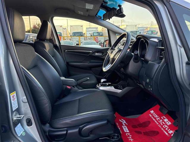 フィットハイブリッド Ｌパッケージ　ハイブリッド　ドライブレコーダー　ＥＴＣ　バックカメラ　ナビ　ＴＶ　オートクルーズコントロール　オートライト　ＬＥＤヘッドランプ　スマートキー　アイドリングストップ　電動格納ミラー　ＡＴ（40枚目）