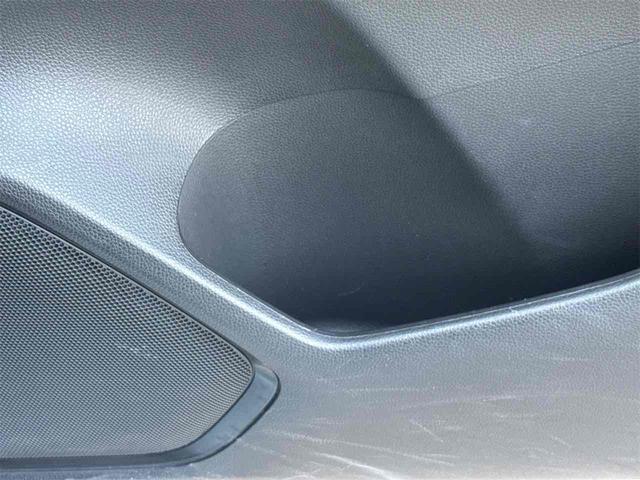 フィットハイブリッド Ｌパッケージ　ハイブリッド　ドライブレコーダー　ＥＴＣ　バックカメラ　ナビ　ＴＶ　オートクルーズコントロール　オートライト　ＬＥＤヘッドランプ　スマートキー　アイドリングストップ　電動格納ミラー　ＡＴ（63枚目）