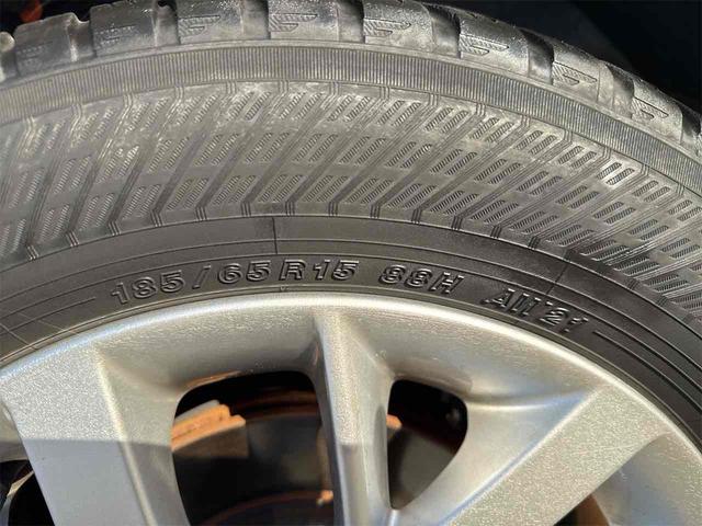 ノート ｅ－パワー　Ｘ　Ｖセレクション　ドライブレコーダー　ＥＴＣ　全周囲カメラ　ナビ　ＴＶ　クリアランスソナー　レーンアシスト　衝突被害軽減システム　アルミホイール　オートライト　ＬＥＤヘッドランプ　スマートキー　アイドリングストップ（33枚目）