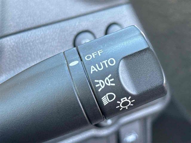 ノート ｅ－パワー　Ｘ　Ｖセレクション　ドライブレコーダー　ＥＴＣ　全周囲カメラ　ナビ　ＴＶ　クリアランスソナー　レーンアシスト　衝突被害軽減システム　アルミホイール　オートライト　ＬＥＤヘッドランプ　スマートキー　アイドリングストップ（60枚目）