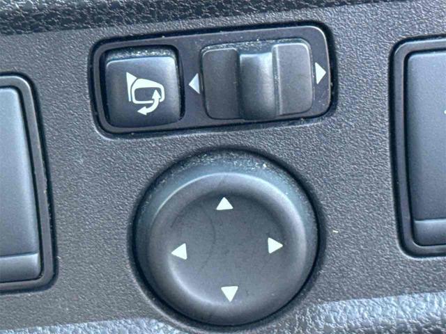 ノート ｅ－パワー　Ｘ　Ｖセレクション　ドライブレコーダー　ＥＴＣ　全周囲カメラ　ナビ　ＴＶ　クリアランスソナー　レーンアシスト　衝突被害軽減システム　アルミホイール　オートライト　ＬＥＤヘッドランプ　スマートキー　アイドリングストップ（62枚目）