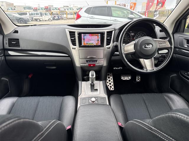 レガシィＢ４ ２．５ｉアイサイトＢスポーツ　４ＷＤ　ＥＴＣ　レーンアシスト　オートクルーズコントロール　衝突被害軽減システム　バックカメラ　ナビ　ＴＶ　アルミホイール　オートライト　ＣＶＴ　スマートキー　電動格納ミラー　盗難防止システム（2枚目）