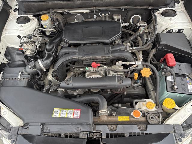 レガシィＢ４ ２．５ｉアイサイトＢスポーツ　４ＷＤ　ＥＴＣ　レーンアシスト　オートクルーズコントロール　衝突被害軽減システム　バックカメラ　ナビ　ＴＶ　アルミホイール　オートライト　ＣＶＴ　スマートキー　電動格納ミラー　盗難防止システム（19枚目）