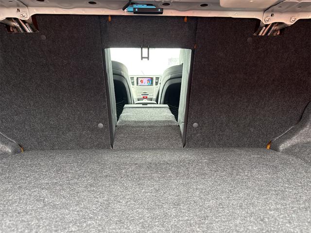 レガシィＢ４ ２．５ｉアイサイトＢスポーツ　４ＷＤ　ＥＴＣ　レーンアシスト　オートクルーズコントロール　衝突被害軽減システム　バックカメラ　ナビ　ＴＶ　アルミホイール　オートライト　ＣＶＴ　スマートキー　電動格納ミラー　盗難防止システム（26枚目）