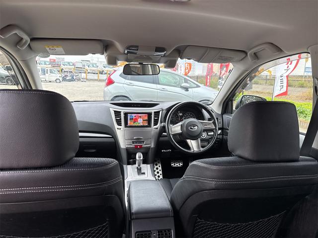 レガシィＢ４ ２．５ｉアイサイトＢスポーツ　４ＷＤ　ＥＴＣ　レーンアシスト　オートクルーズコントロール　衝突被害軽減システム　バックカメラ　ナビ　ＴＶ　アルミホイール　オートライト　ＣＶＴ　スマートキー　電動格納ミラー　盗難防止システム（28枚目）