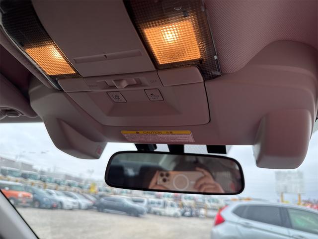 レガシィＢ４ ２．５ｉアイサイトＢスポーツ　４ＷＤ　ＥＴＣ　レーンアシスト　オートクルーズコントロール　衝突被害軽減システム　バックカメラ　ナビ　ＴＶ　アルミホイール　オートライト　ＣＶＴ　スマートキー　電動格納ミラー　盗難防止システム（33枚目）