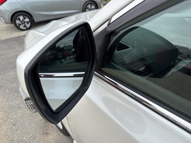 レガシィＢ４ ２．５ｉアイサイトＢスポーツ　４ＷＤ　ＥＴＣ　レーンアシスト　オートクルーズコントロール　衝突被害軽減システム　バックカメラ　ナビ　ＴＶ　アルミホイール　オートライト　ＣＶＴ　スマートキー　電動格納ミラー　盗難防止システム（35枚目）