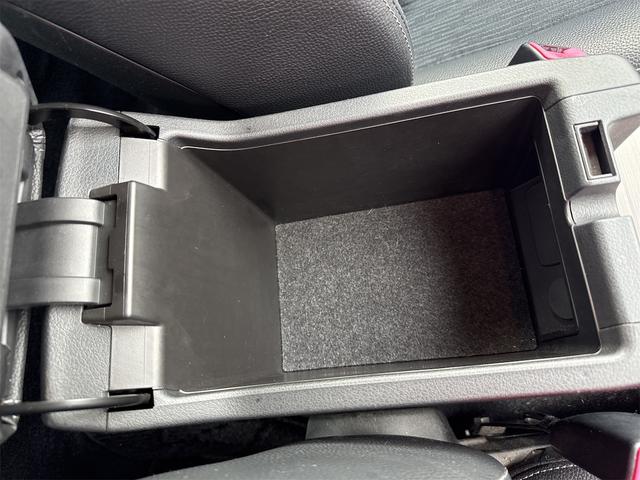 レガシィＢ４ ２．５ｉアイサイトＢスポーツ　４ＷＤ　ＥＴＣ　レーンアシスト　オートクルーズコントロール　衝突被害軽減システム　バックカメラ　ナビ　ＴＶ　アルミホイール　オートライト　ＣＶＴ　スマートキー　電動格納ミラー　盗難防止システム（65枚目）