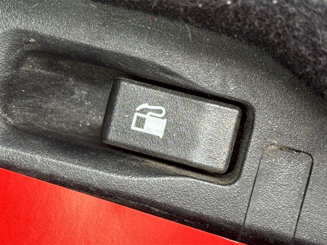 レガシィＢ４ ２．５ｉアイサイトＢスポーツ　４ＷＤ　ＥＴＣ　レーンアシスト　オートクルーズコントロール　衝突被害軽減システム　バックカメラ　ナビ　ＴＶ　アルミホイール　オートライト　ＣＶＴ　スマートキー　電動格納ミラー　盗難防止システム（70枚目）