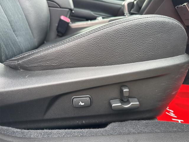 レガシィＢ４ ２．５ｉアイサイトＢスポーツ　４ＷＤ　ＥＴＣ　レーンアシスト　オートクルーズコントロール　衝突被害軽減システム　バックカメラ　ナビ　ＴＶ　アルミホイール　オートライト　ＣＶＴ　スマートキー　電動格納ミラー　盗難防止システム（73枚目）