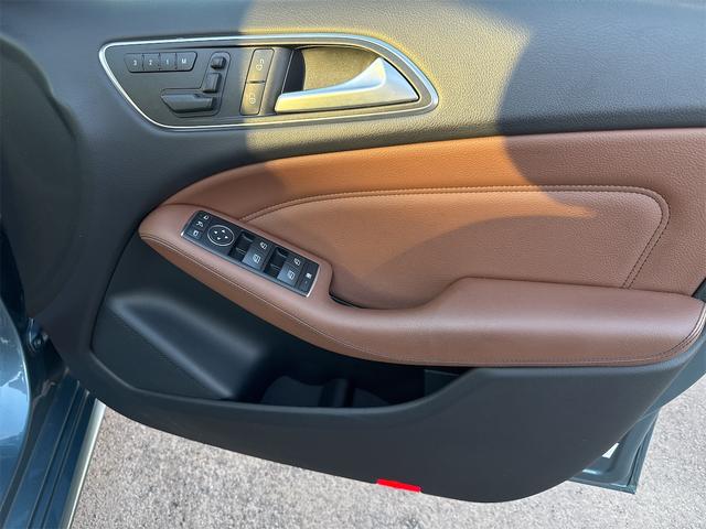 この度は当店のお車をご覧になっていただき、誠にありがとうございます。ぜひじっくりとご検討下さい。気軽にお問合せ・お見積りお待ちしております。