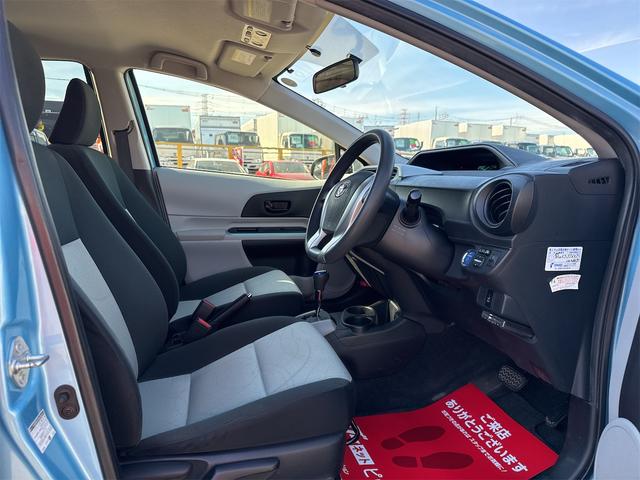 アクア Ｓ　ＥＴＣ　ナビ　ＴＶ　クリアランスソナー　オートライト　スマートキー　電動格納ミラー　ＣＶＴ　衝突安全ボディ　ＡＢＳ　ＥＳＣ　エアコン　パワーステアリング　パワーウィンドウ（40枚目）