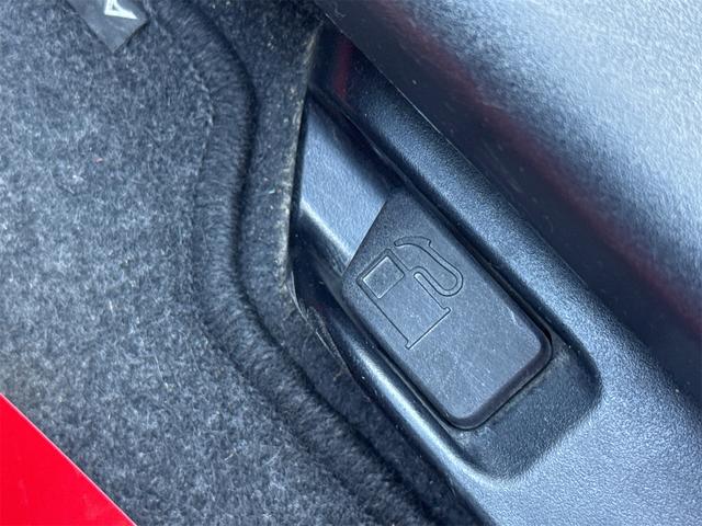 アクア Ｓ　ＥＴＣ　ナビ　ＴＶ　クリアランスソナー　オートライト　スマートキー　電動格納ミラー　ＣＶＴ　衝突安全ボディ　ＡＢＳ　ＥＳＣ　エアコン　パワーステアリング　パワーウィンドウ（51枚目）