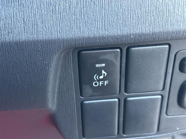 プリウス Ｇ　ＪＢＬプレミアムサウンドシステム　ＥＴＣ　アダプティブクルーズコントロール　パークアシスト　バックカメラ　ナビ　ＴＶ　アルミホイール　オートライト　ＨＩＤ　スマートキー　電動格納ミラー　　パワーシート（61枚目）
