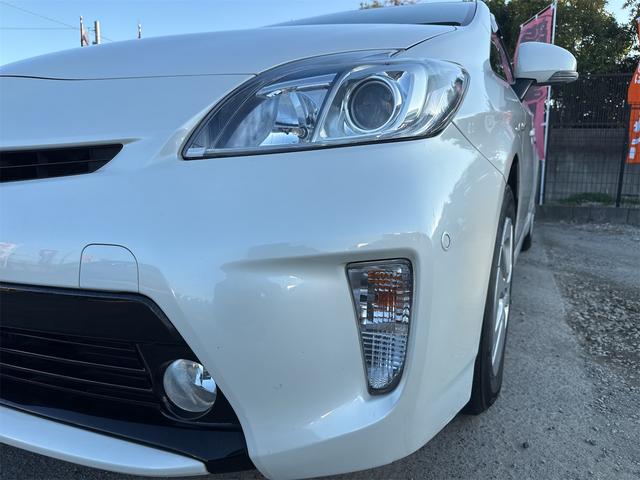 プリウス Ｇ　ＪＢＬプレミアムサウンドシステム　ＥＴＣ　アダプティブクルーズコントロール　パークアシスト　バックカメラ　ナビ　ＴＶ　アルミホイール　オートライト　ＨＩＤ　スマートキー　電動格納ミラー　　パワーシート（69枚目）